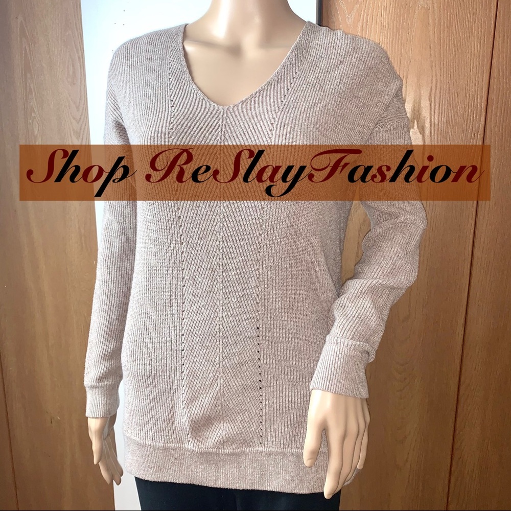 ⭐️Lulus Women’s Beige knit long sleeve Top